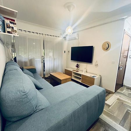Lovely Rooms En Piso Compartido Sevilla Buitenkant foto